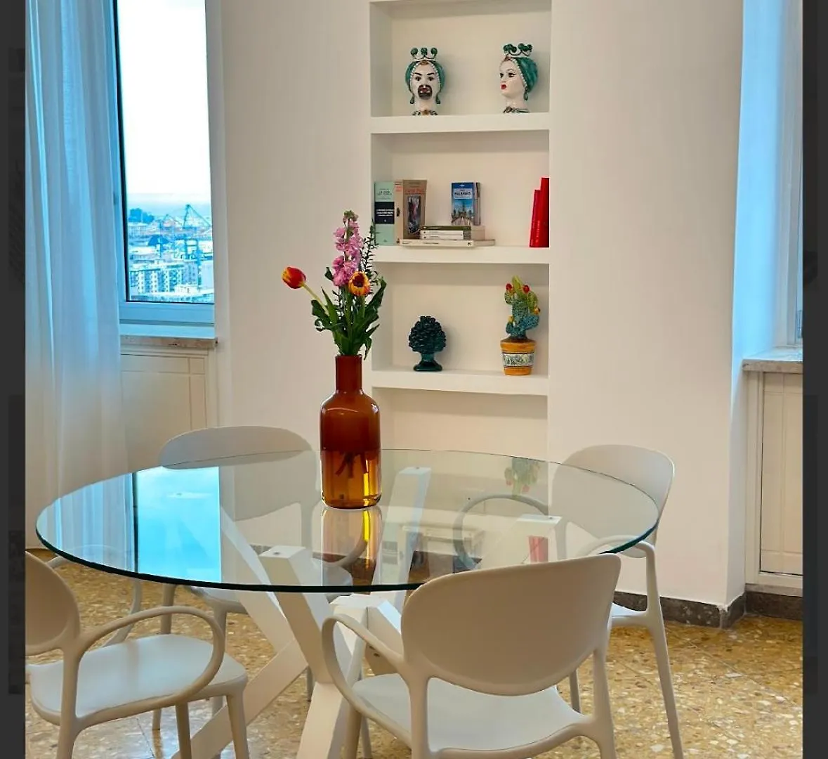 Clar Suite -Grattacielo Palermo 0*,