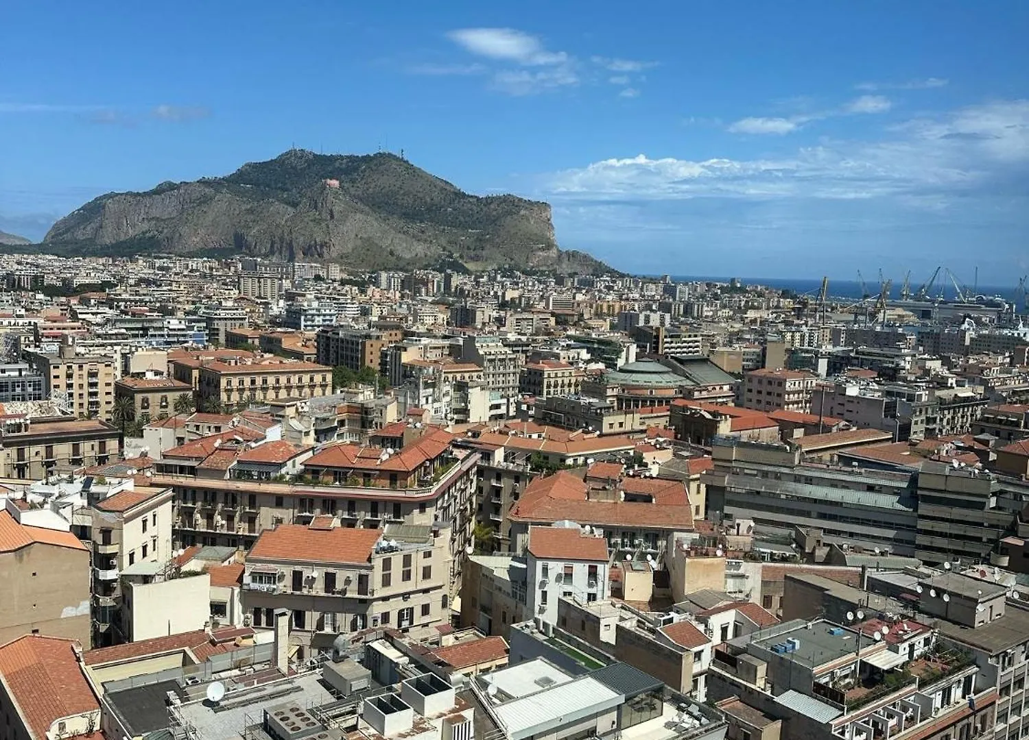 Clar Suite -Grattacielo Palermo Itália